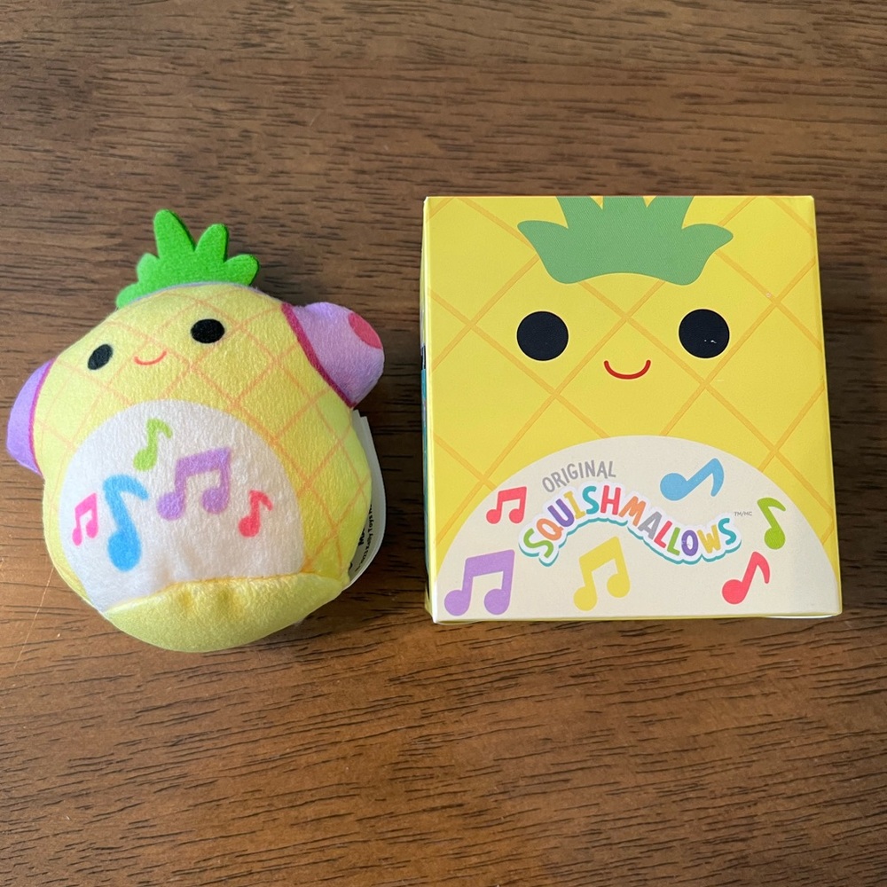 New : happy meals toys Squishmalloes - Maui (3 for $20)